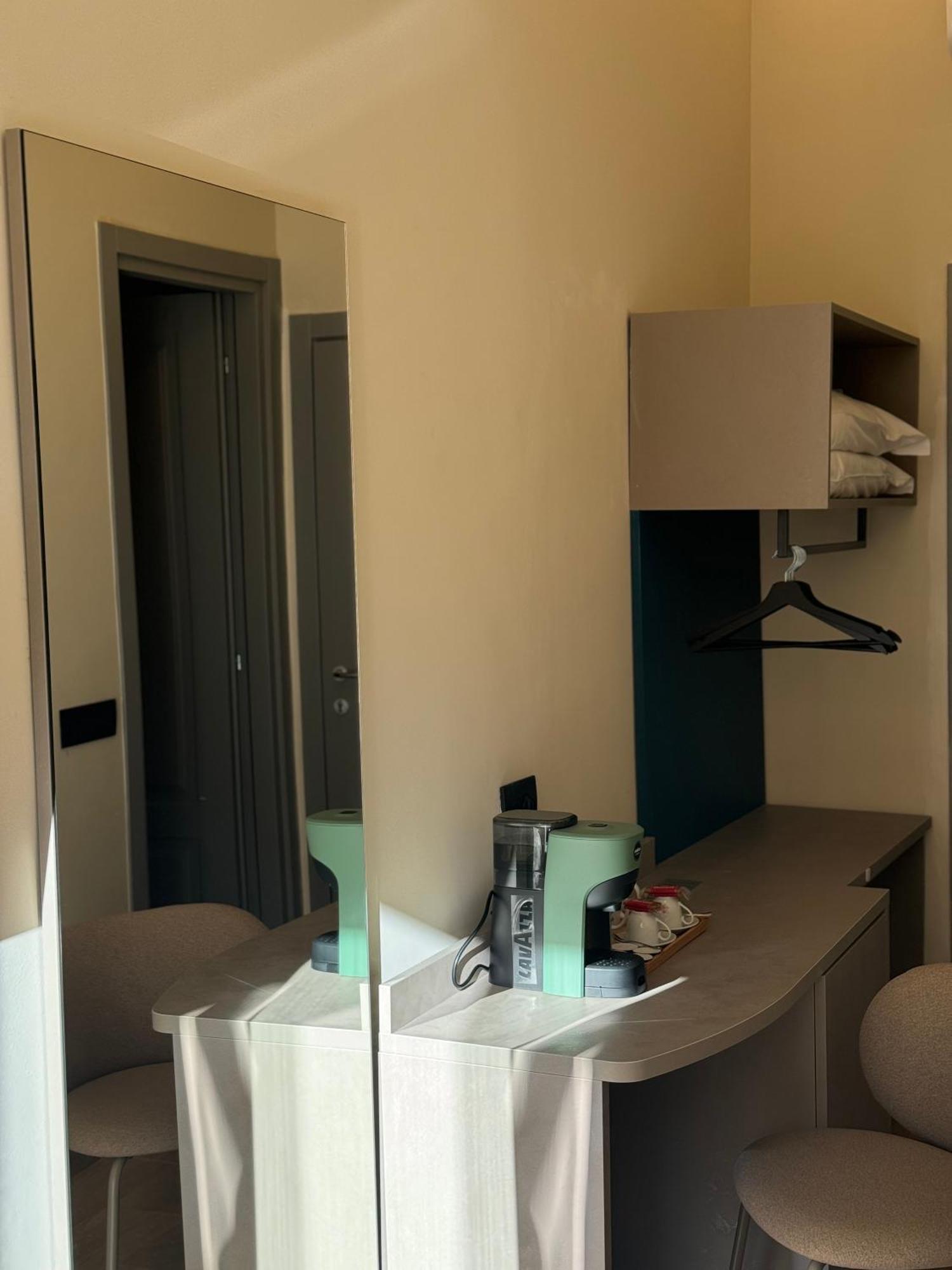 Honeycomb Guesthouse Roma Exterior foto